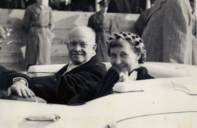 Mamie Eisenhower in Sally Victor hat